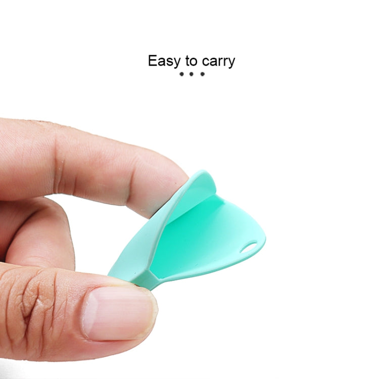2 PCS Drop Shape Shockproof Anti-scratch Silicone Protective Case with Carabiner for AirTag 2nd Gen / AirTag 1st Gen