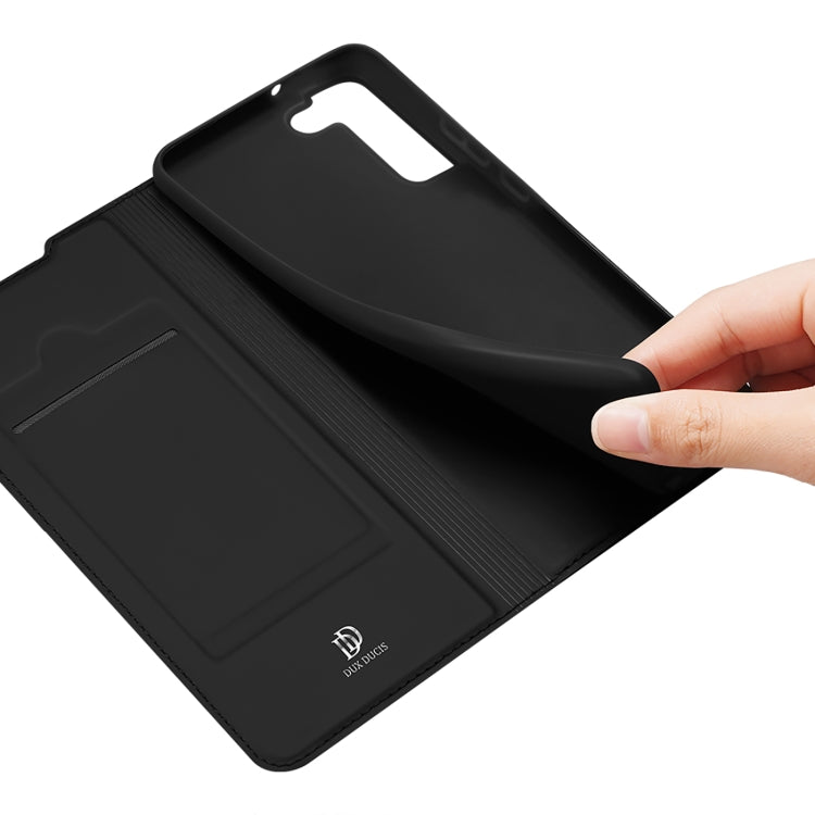 DUX DUCIS Skin Pro Series Horizontal Flip Leather Phone Case with Holder & Card Slots, For Samsung Galaxy S22 5G, For Samsung Galaxy S22+ 5G, For Samsung Galaxy S22 Ultra 5G
