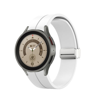 Folding Silver Buckle Silicone Watch Band, For Samsung Galaxy Watch5 40&44mm / Pro 45mm