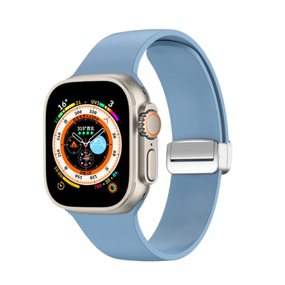 Folding Buckle Silicone Watch Band, For Apple Watch Ultra 49mm, For Apple Watch Series 8&7 45mm / SE 2&6&SE&5&4 44mm / 3&2&1 42mm, For Apple Watch Series 8&7 41mm / SE 2&6&SE&5&4 40mm / 3&2&1 38mm