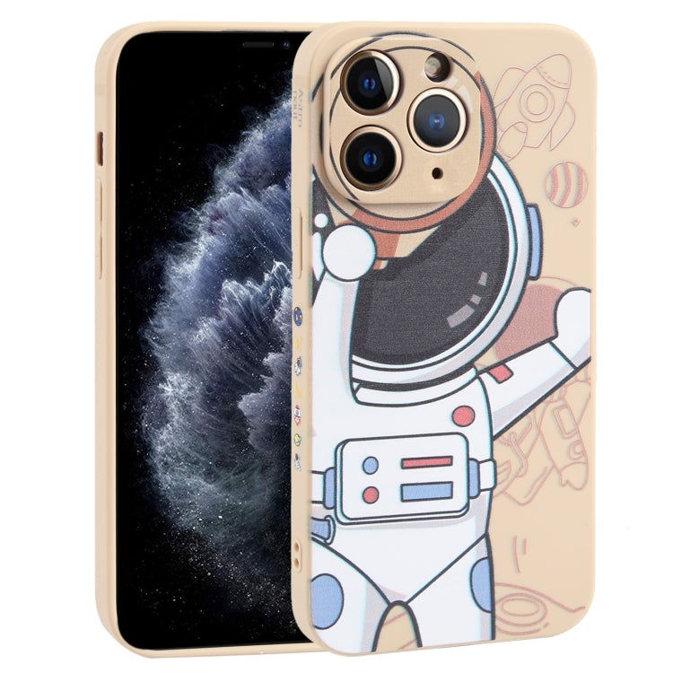 Spaceman Binoculars Phone Case, For iPhone 12 mini, For iPhone 11 Pro Max, For iPhone 11, For iPhone 11 Pro, For iPhone XS / X, For iPhone XR, For iPhone XS Max, For iPhone 8 Plus / 7 Plus