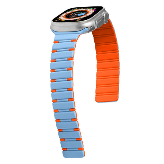 Two-color Magnetic Silicone Watch Band, For Apple Watch SE 2022 40mm, For Apple Watch SE 2022 44mm, For Apple Watch Series 7 41mm, For Apple Watch Series 7 45mm