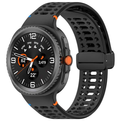 xDfind Magnetic Black Buckle Silicone Watch Band, For Samsung Galaxy Watch8 / Watch8 Classic