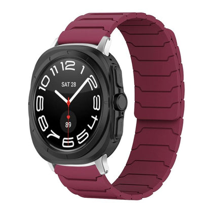 xDfind Magnetic Silicone Watch Band, For Samsung Galaxy Watch Ultra / Ultra 2025, For Samsung Galaxy Watch8 / 8 Classic, For Samsung Galaxy Watch 7 / 6 / 5 / FE