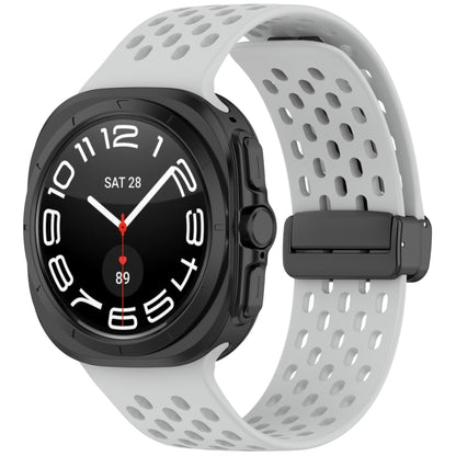 For Samsung Galaxy Watch Ultra 47mm Hole Style Magnetic Folding Buckle Silicone Watch Band, Light Gray, Black, Starlight, Pink, Orange, Dark Blue, Dark Green, White