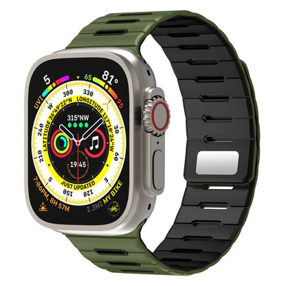 Horizontal Stripes Two Color Magnetic Silicone Watch Band, For Apple Watch 46mm / 49mm / 45mm / 44mm