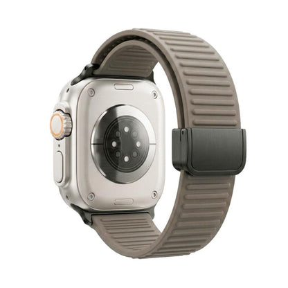 Mountain Pattern Loop Magnetic Buckle Silicone Watch Band, For Apple Watch 46mm / 49mm / 45mm / 44mm, For Apple Watch 42mm / 41mm / 40mm / 38mm