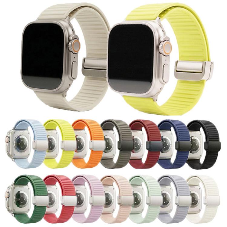 Mountain Pattern Loop Magnetic Buckle Silicone Watch Band, For Apple Watch 46mm / 49mm / 45mm / 44mm, For Apple Watch 42mm / 41mm / 40mm / 38mm