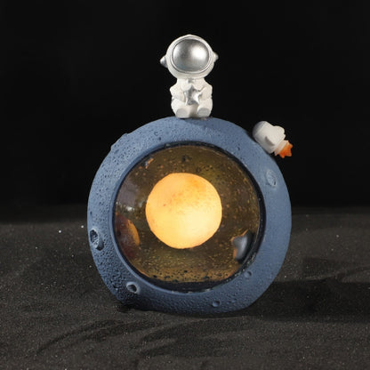W1153 Resin Planet Night Light Home Decorations, Style:, Silver Star, Kitten Astronaut, Bear Astronaut