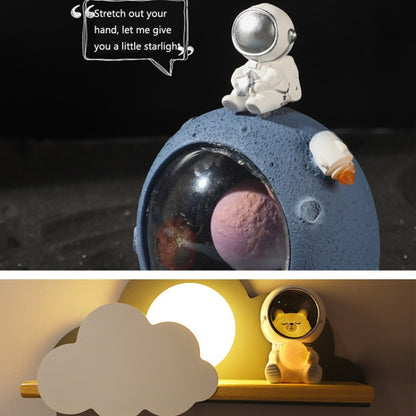 W1153 Resin Planet Night Light Home Decorations, Style:, Silver Star, Kitten Astronaut, Bear Astronaut